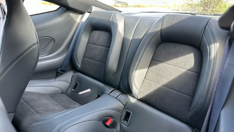 Ford Mustang 5.0 V8 Dark Horse 2dr Auto Petrol Coupe